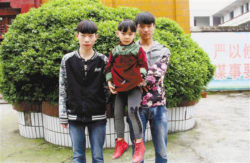 邓小强大足(中新网邓小强)